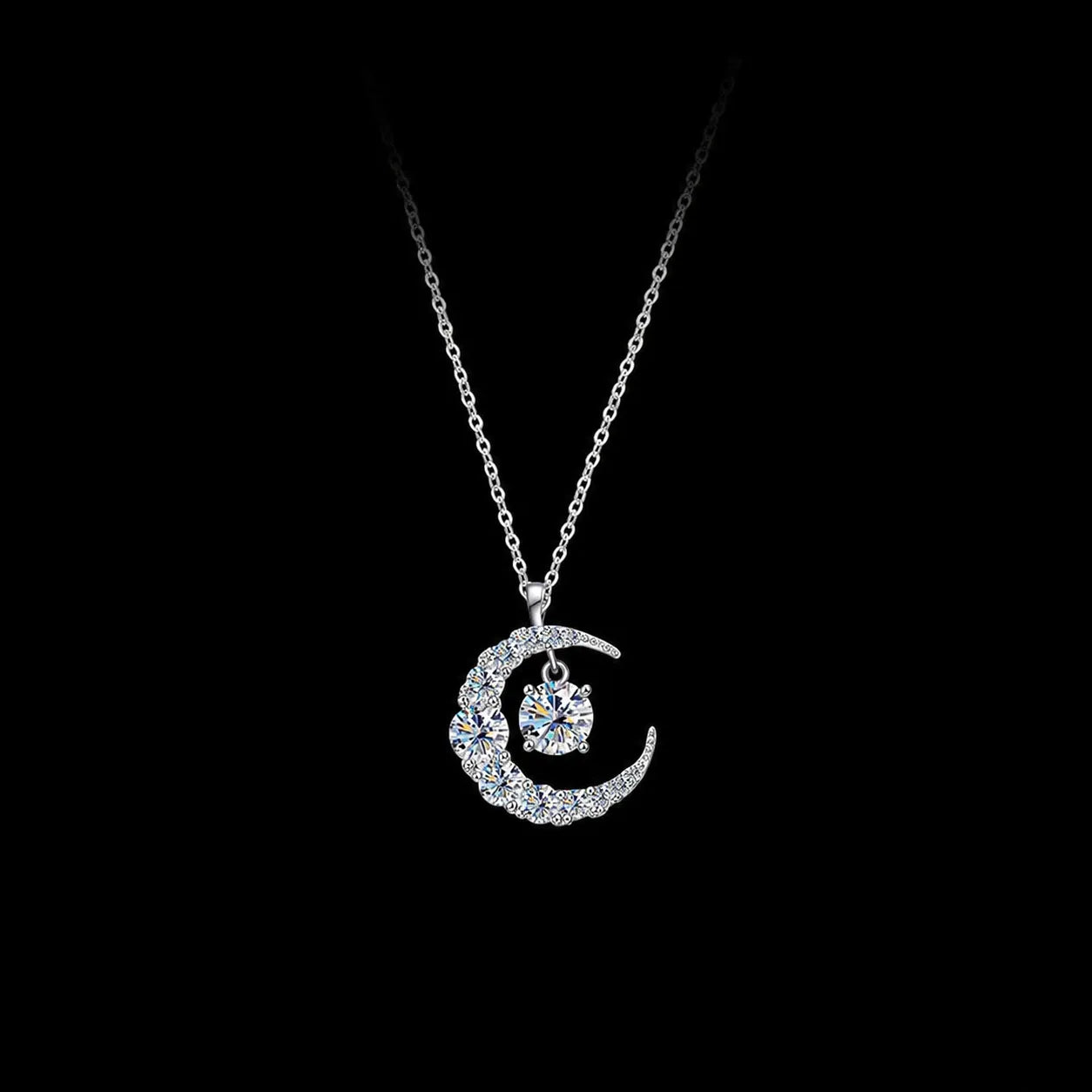 Crescent Moon Necklace 925 Sterling Silver 0.50 Ct Moissanite