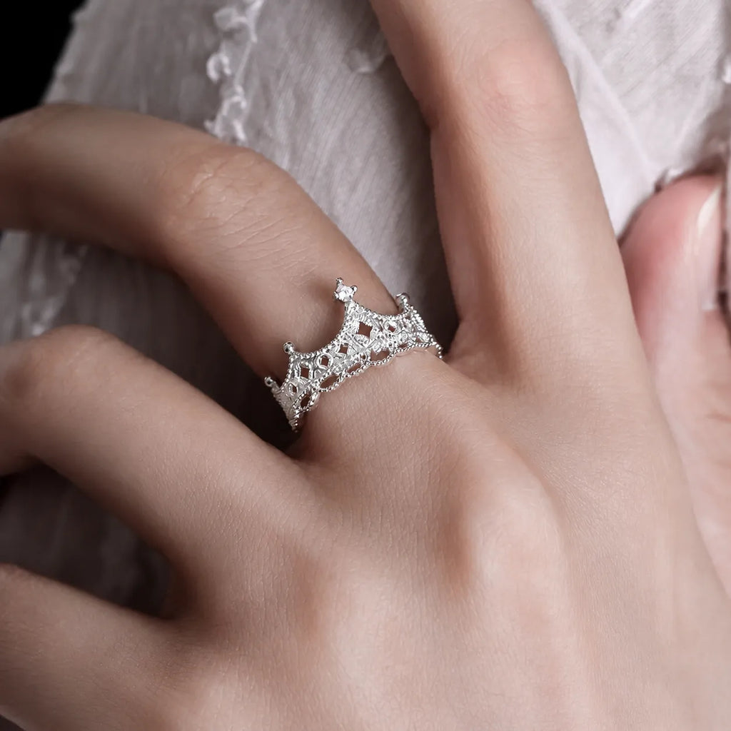 Crown Ring 925 Sterling Silver Cubic Zirconia Lace Inspired Detail