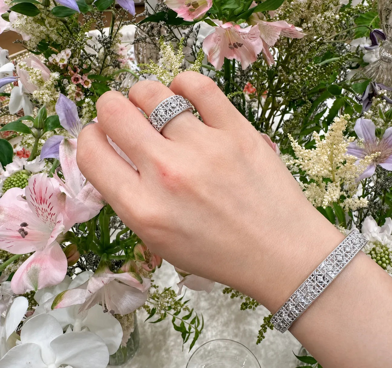 Engraved Bangle Bracelet 925 Sterling Silver Cubic Zirconia Italian Inspired Pattern