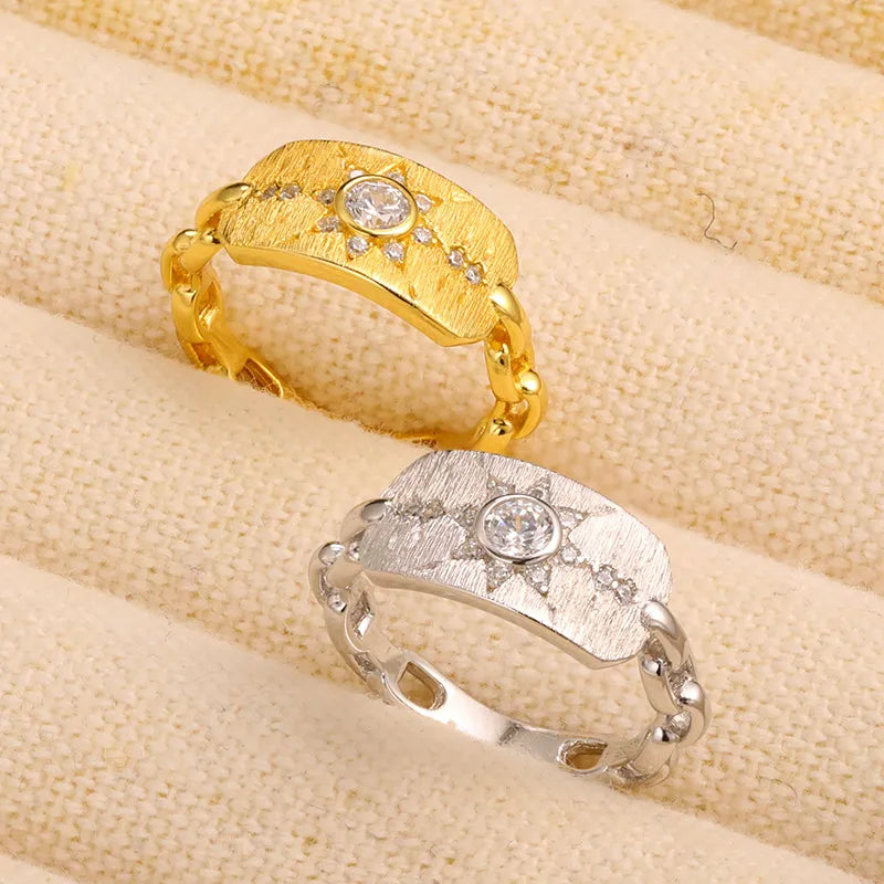 Vintage Sunburst Signet Ring in 925 Sterling Silver