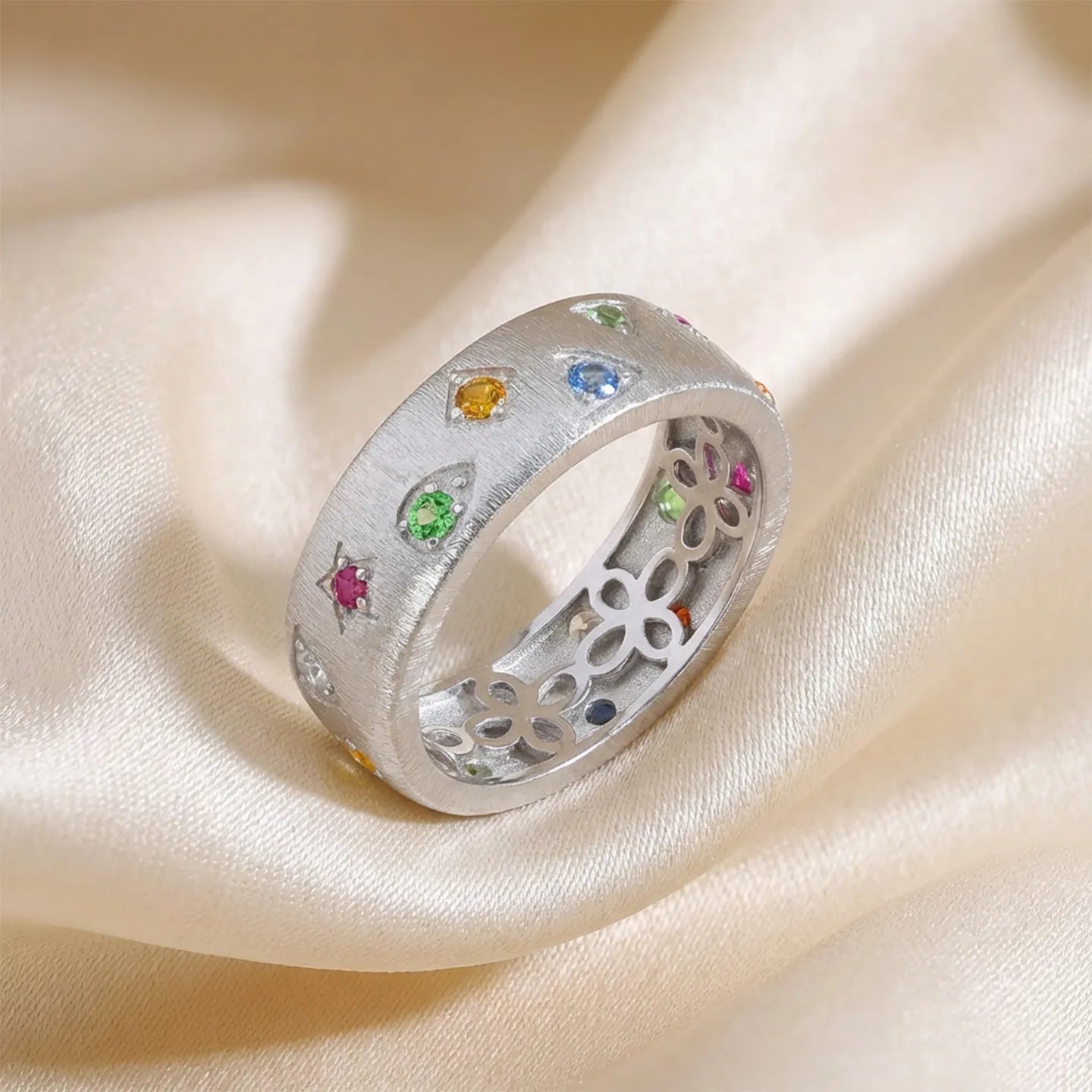 Vintage 925 Sterling Silver Wide Band Ring with Cubic Zirconia