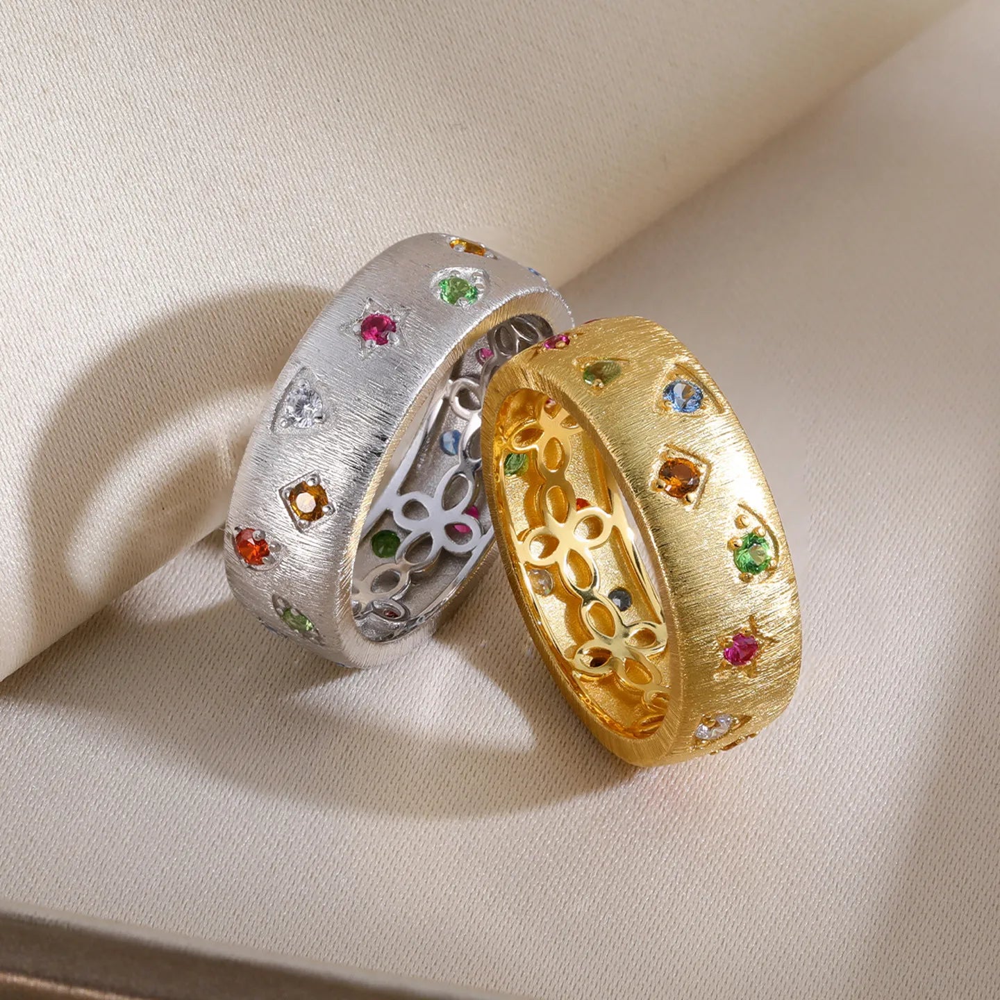 Vintage 925 Sterling Silver Wide Band Ring with Cubic Zirconia